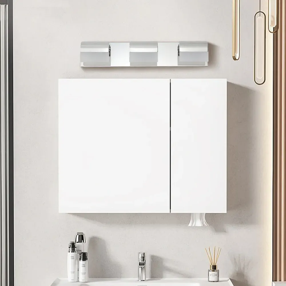 LED vanity bar, 3 lights, chrome, view 5