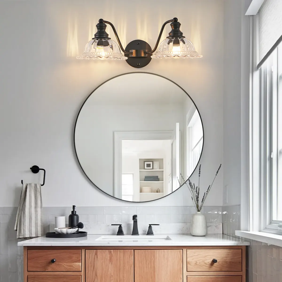 2-light vanity light, black, view 2