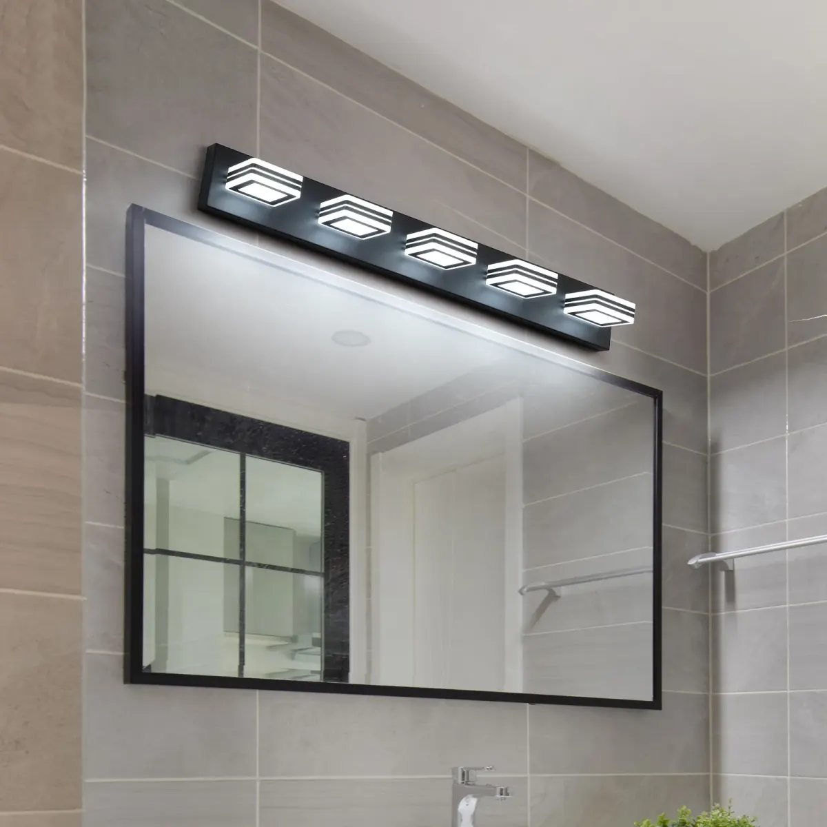 Square acrylic vanity bar, 5 lights, black, view 3