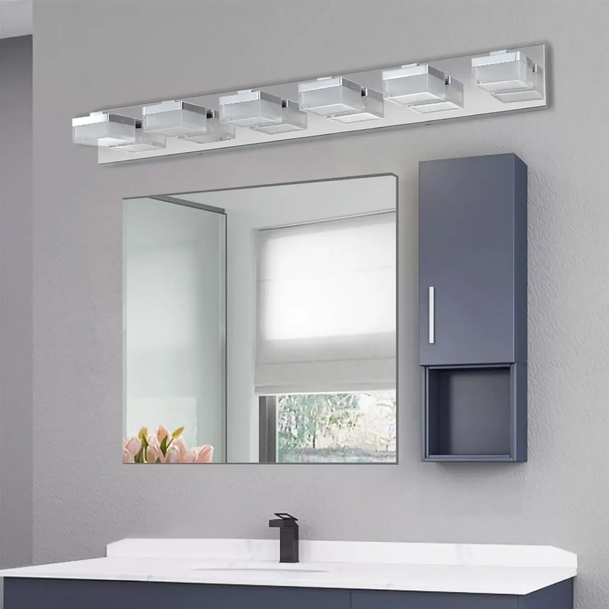 6-light vanity light, chrome, view 2