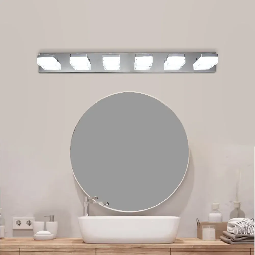 6-light vanity light, chrome, view 3