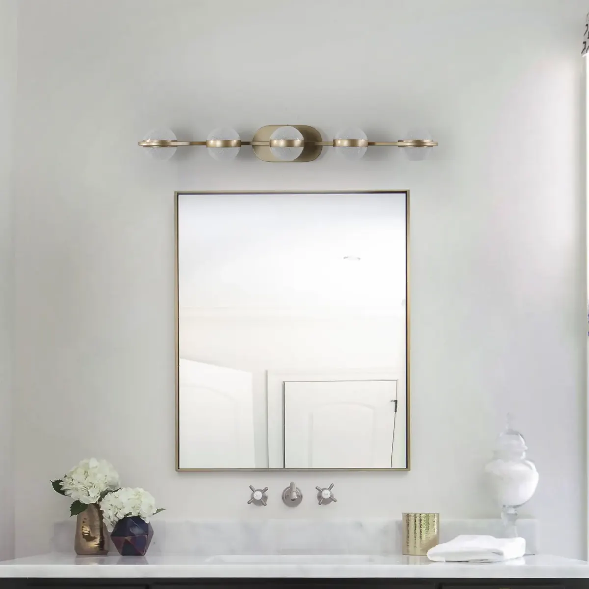 Acrylic crystal vanity bar, 35.4 in, gold